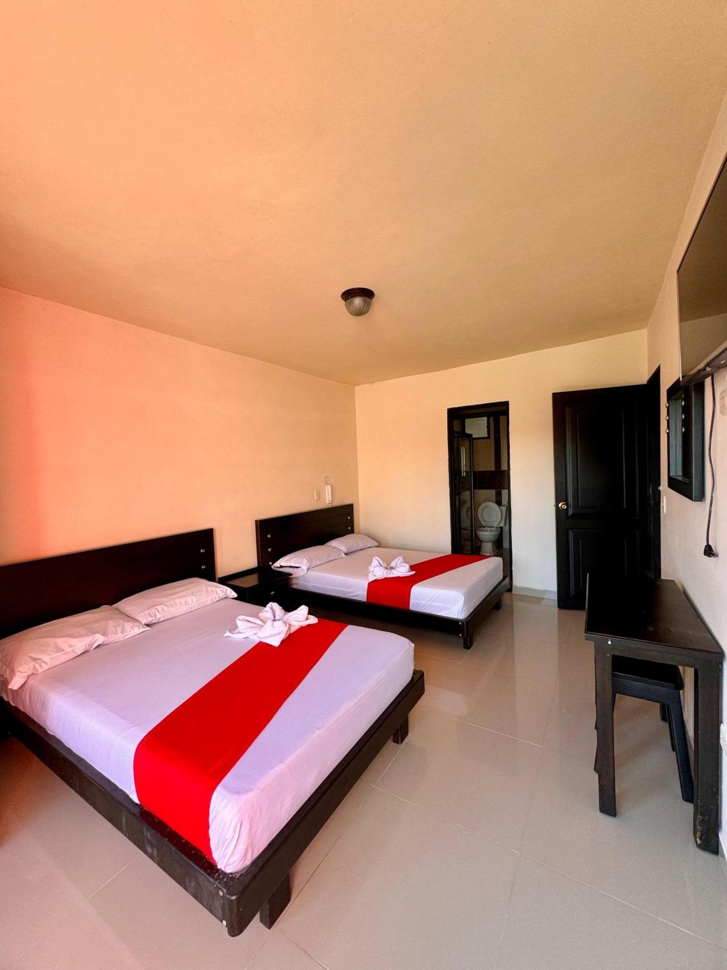 Hotel Portal Dorado Marinilla Εξωτερικό φωτογραφία